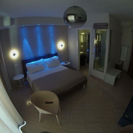 Sonevi Rooms Napoli Bagian luar foto