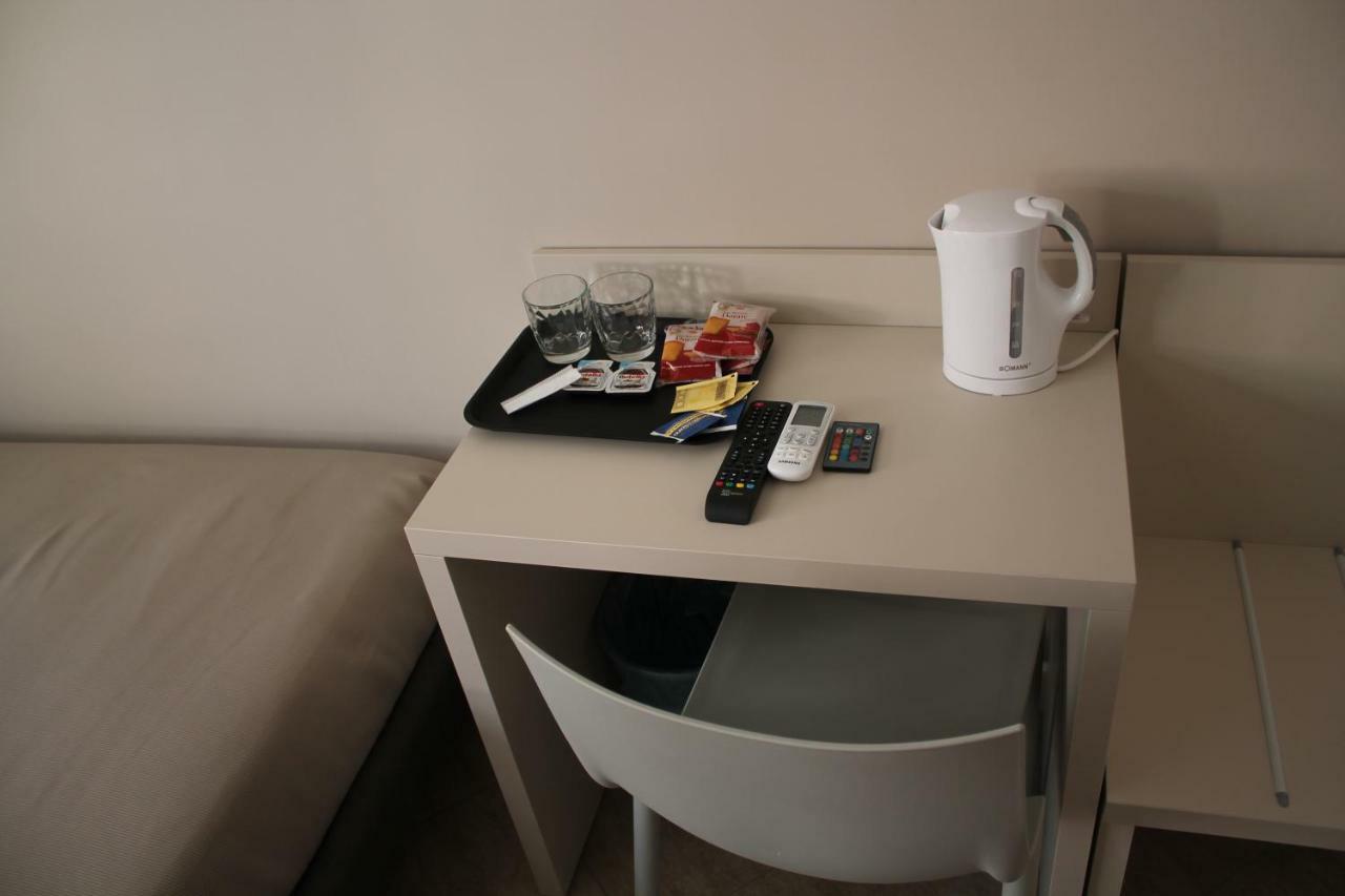 Sonevi Rooms Napoli Bagian luar foto