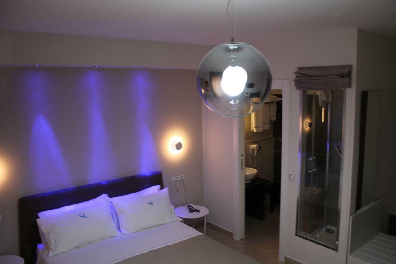 Sonevi Rooms Napoli Bagian luar foto