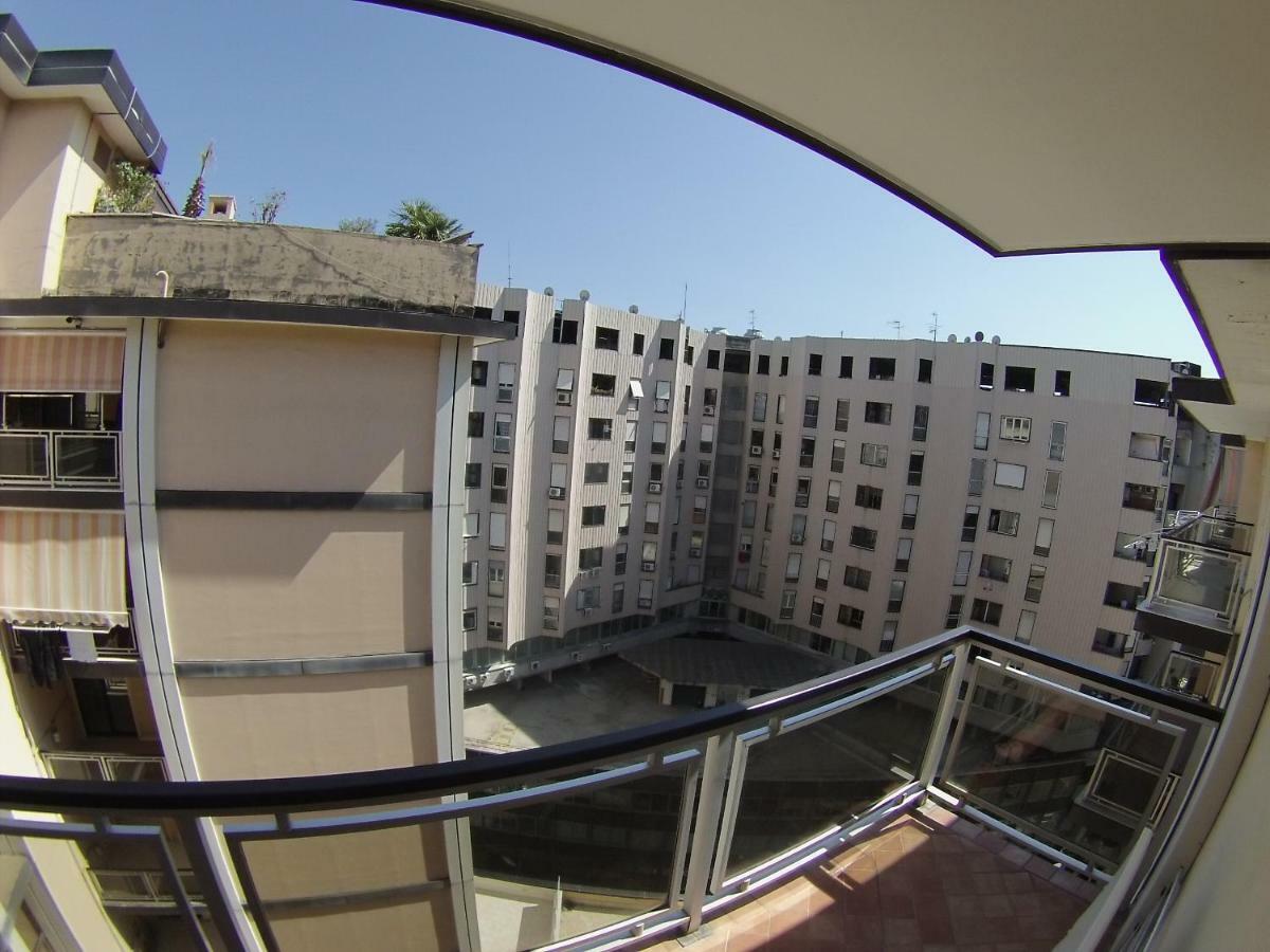 Sonevi Rooms Napoli Bagian luar foto