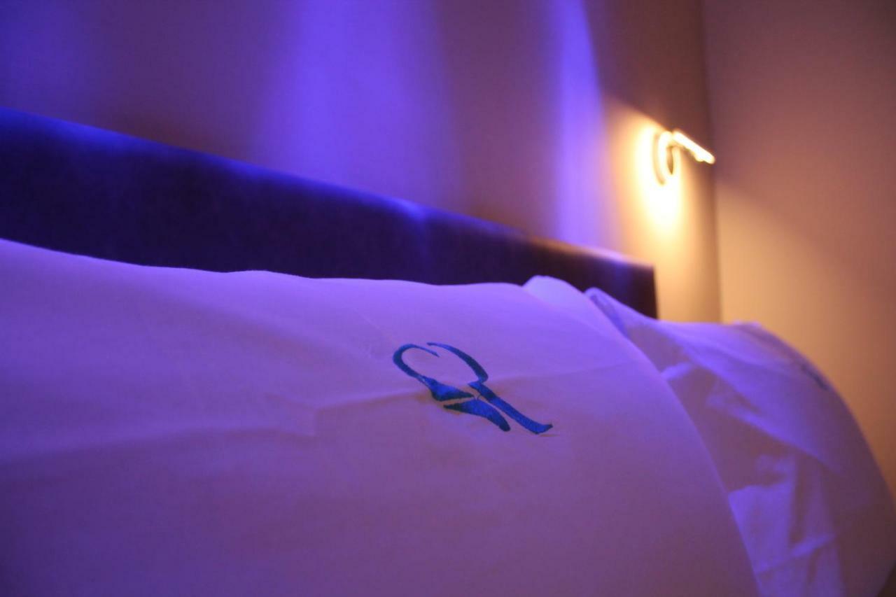 Sonevi Rooms Napoli Bagian luar foto
