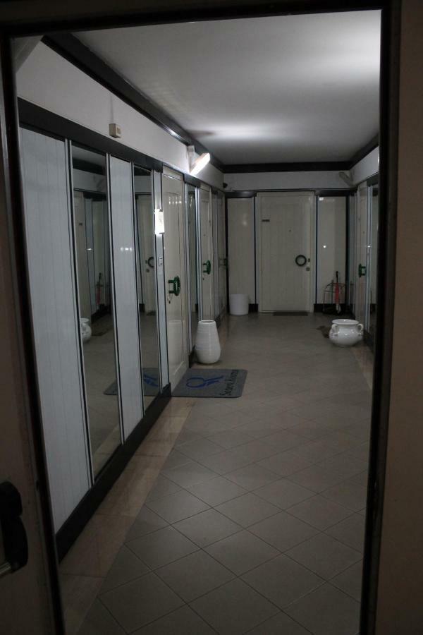 Sonevi Rooms Napoli Bagian luar foto