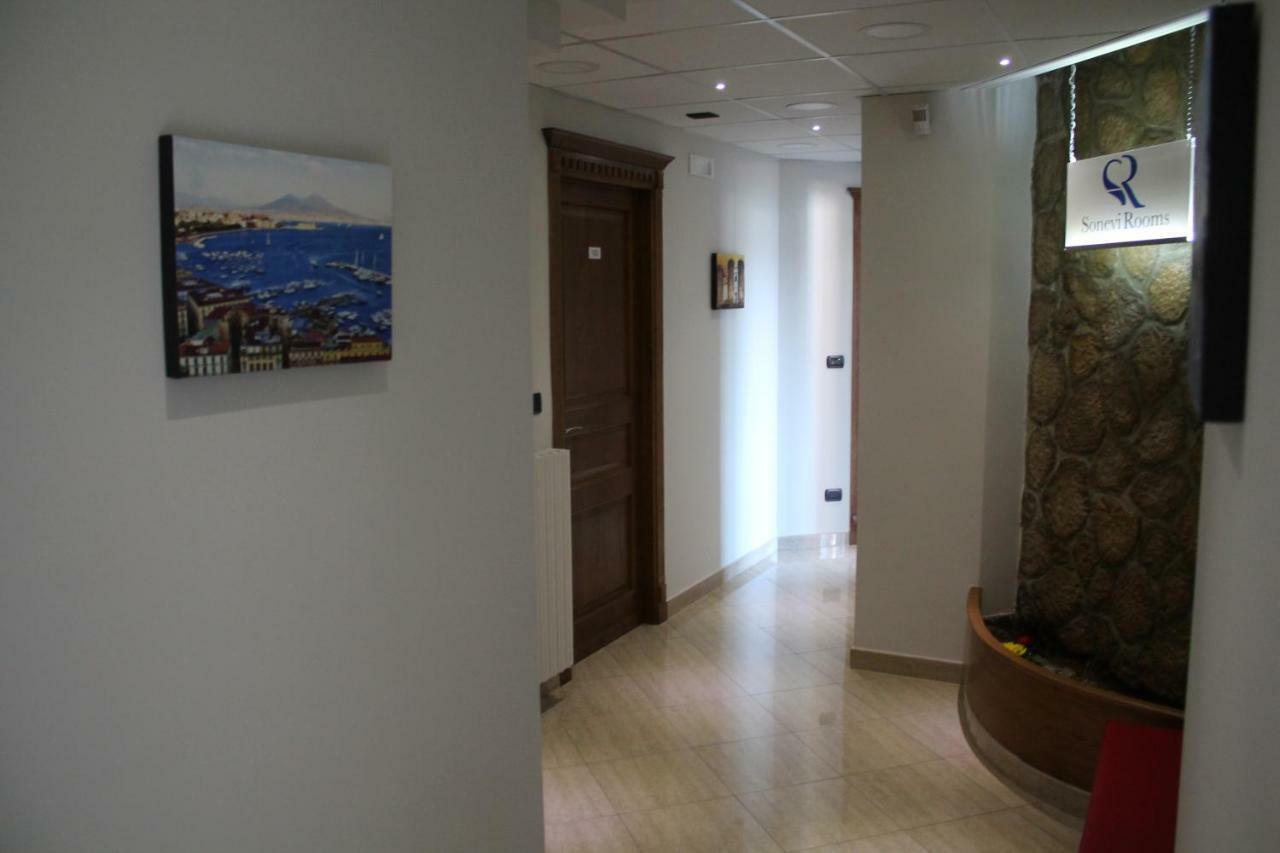 Sonevi Rooms Napoli Bagian luar foto