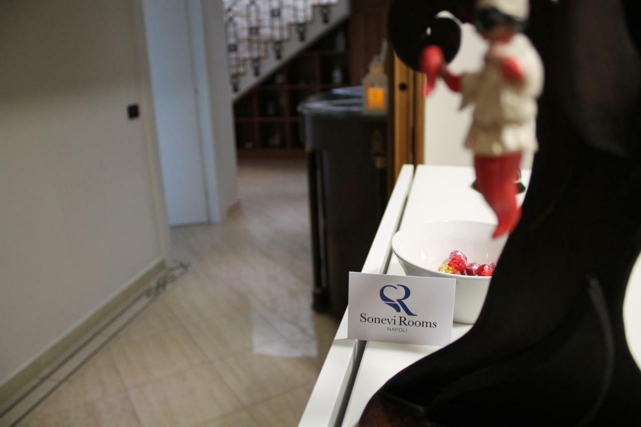Sonevi Rooms Napoli Bagian luar foto