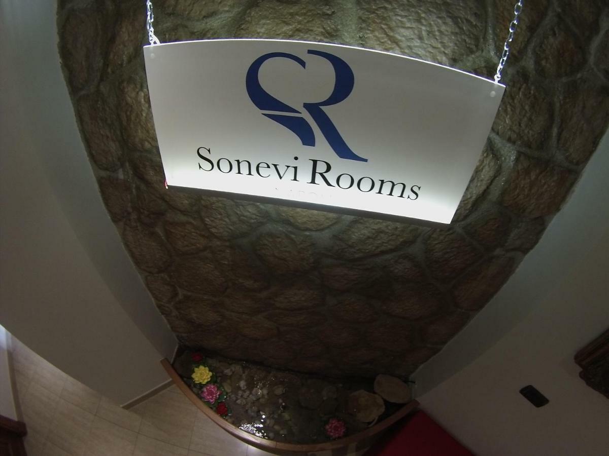 Sonevi Rooms Napoli Bagian luar foto